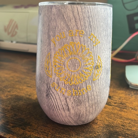 Custom cups - Picture 3 of 5